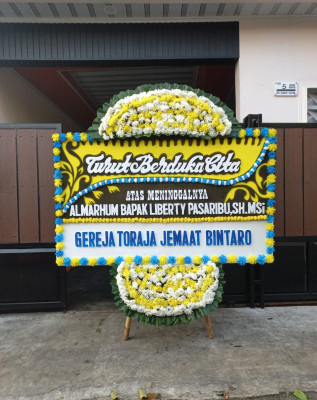 Papan Bunga Duka di Murante